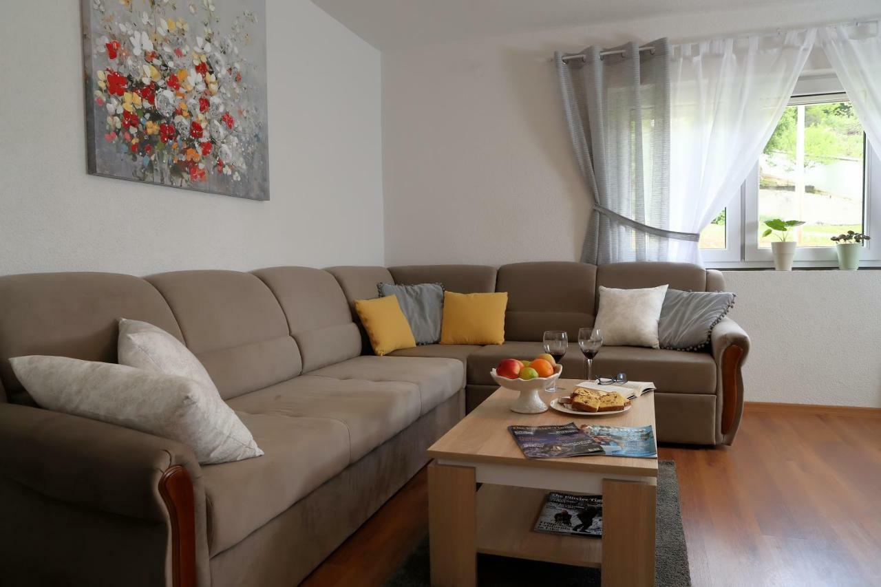 Apartman Sofia Otočac Eksteriør billede